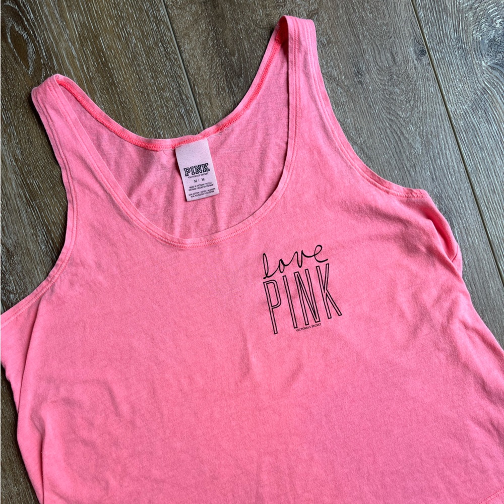 PINK vs tank top